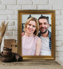 Kişiye Özel Altın Yaldız Çerçeveli A3 Tablo - Dikey