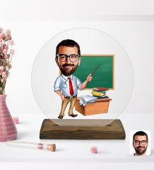 Kişiye Özel Erkek Öğretmen Karikatürlü Yuvarlak Ahşap Standlı Biblo-1