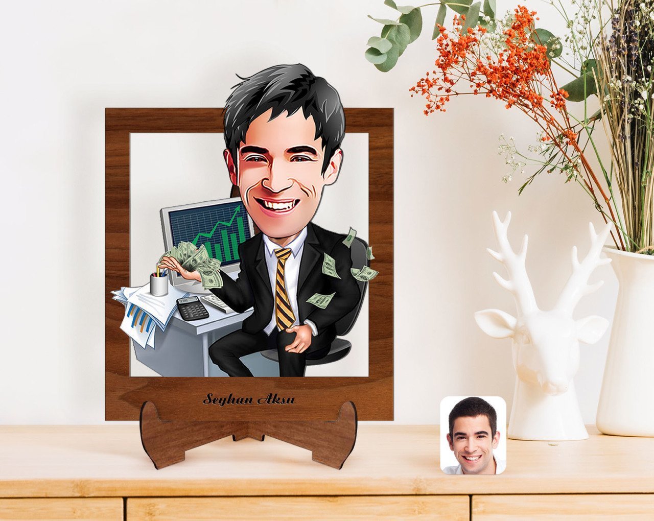 Kişiye Özel Erkek Bankacı Karikatürlü Ahşap Standlı 3D Biblo-3