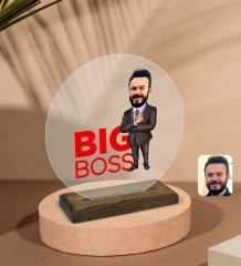 Kişiye Özel Erkek Big Boss Karikatürlü Yuvarlak Ahşap Standlı Biblo-2