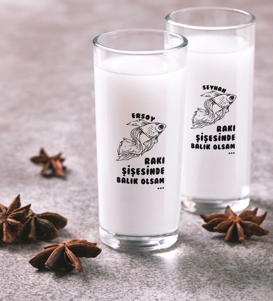 Kişiye Özel Renkli Baskılı Rakı Şişesinde Balık Olsam İkili Rakı Bardağı Seti
