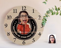 Kişiye Özel Kadın Kolay Yetişmiyor Karikatürlü Otantik Ahşap Palet Saat-3