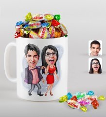 Kişiye Özel Sevgililer Karikatürlü Beyaz Kupa ve Haribo Şeker Hediye Seti-4