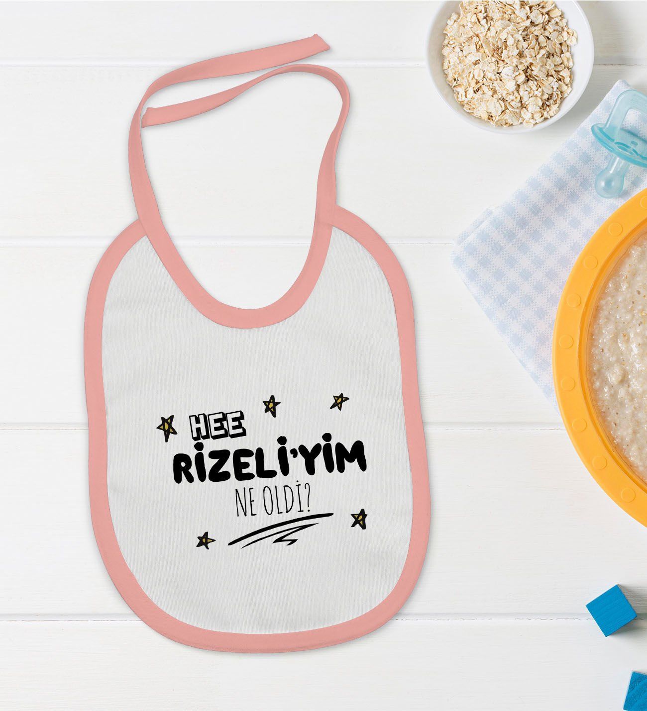 BK Kids Rizeliyim Ne Oldi Tasarımlı Pembe Bebek Mama Önlüğü-1