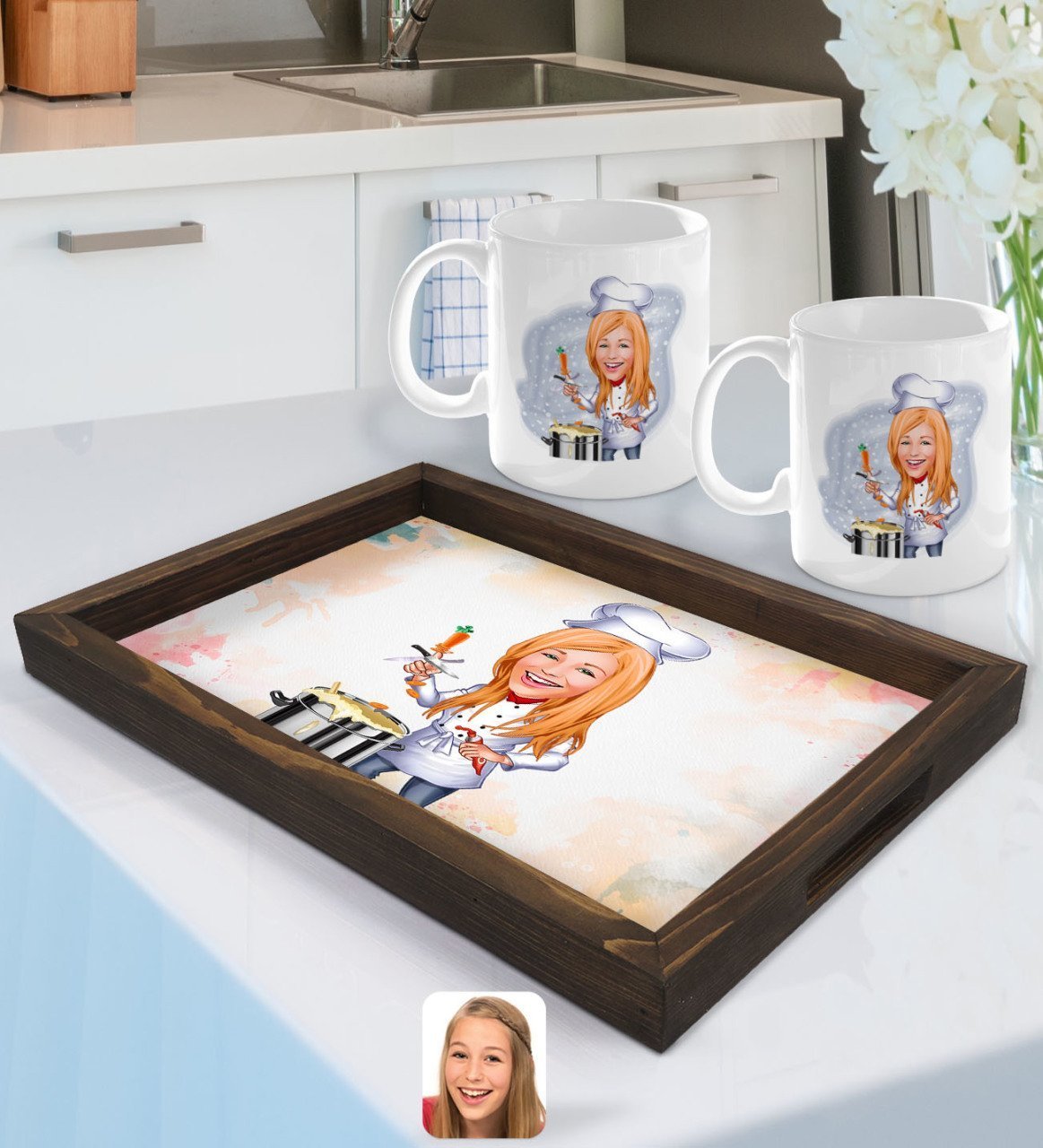 Kişiye Özel Kadın Chef Karikatürlü Doğal Ahşap Tepsi ve 2’li Kupa Bardak Seti-1