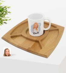 Kişiye Özel Kadın Model Karikatürlü Beyaz Kupa ve Doğal Masif Ahşap 4 Bölmeli Sunum Tabağı Çerezlik Hediye Seti-2