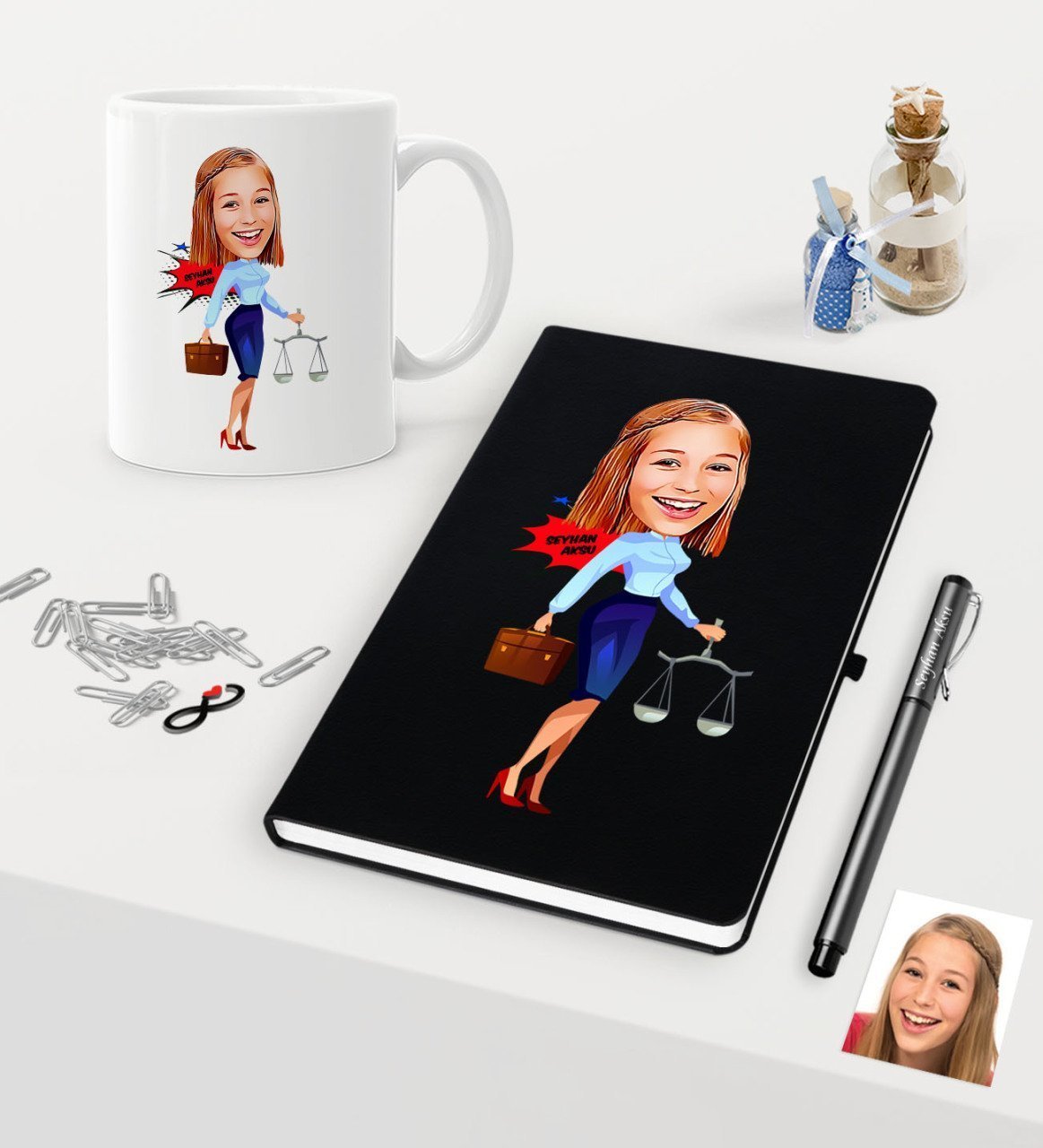 Kişiye Özel Bayan Avukat Karikatürlü Siyah Defter Kalem Kupa Seti - 3