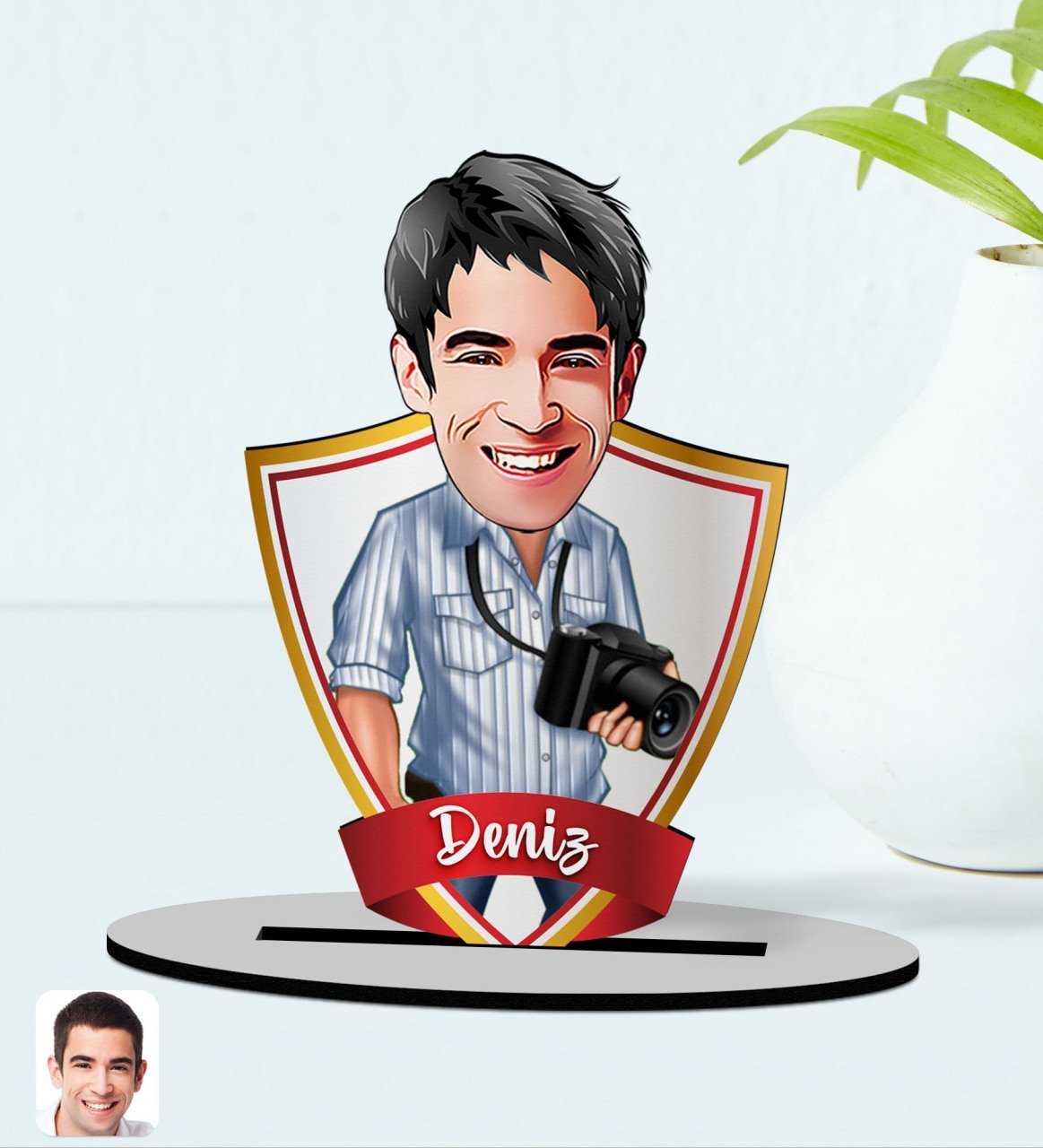 Kişiye Özel İsimli Erkek Fotoğrafçı Karikatürlü Ahşap Biblo Model-1