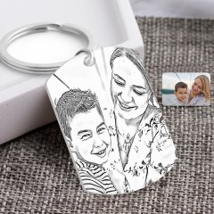 Kişiye Özel Tam Boy Karakalem Anne ve Oğul Karikatürlü Pleksi Anahtarlık-1
