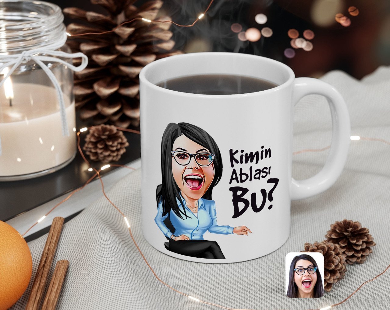 Kişiye Özel Kadın Kimin Ablası Bu Karikatürlü Beyaz Kupa Bardak-1