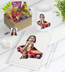 Kişiye Özel Bayan Patron Karikatürlü Nostaljik Lezzetler Defter Kalem Kupa Hediye Seti-2