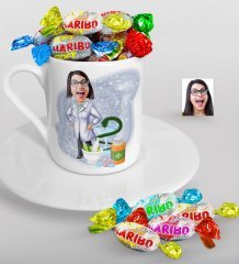 Kişiye Özel Bayan Eczacı Karikatürlü Türk Kahvesi Fincanı ve Haribo Şeker Hediye Seti-2