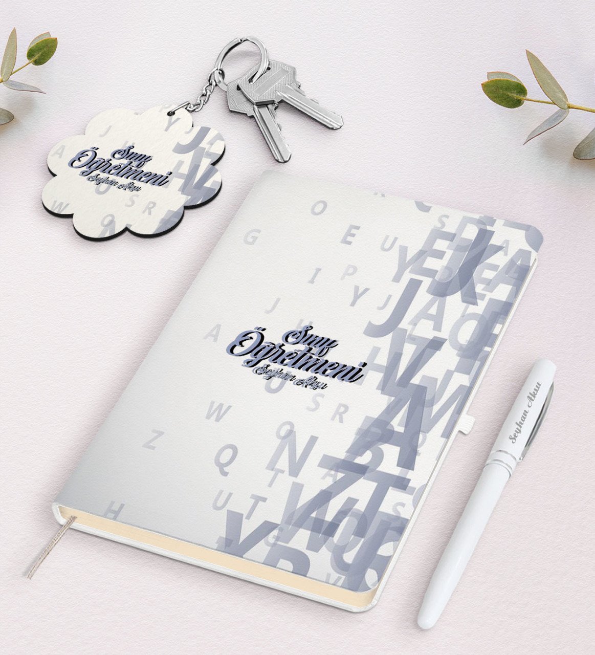 Kişiye Özel Sınıf Öğretmeni Beyaz Defter Kalem ve Anahtarlık Hediye Seti-16