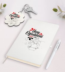 Kişiye Özel Sınıf Öğretmeni Beyaz Defter Kalem ve Anahtarlık Hediye Seti-12