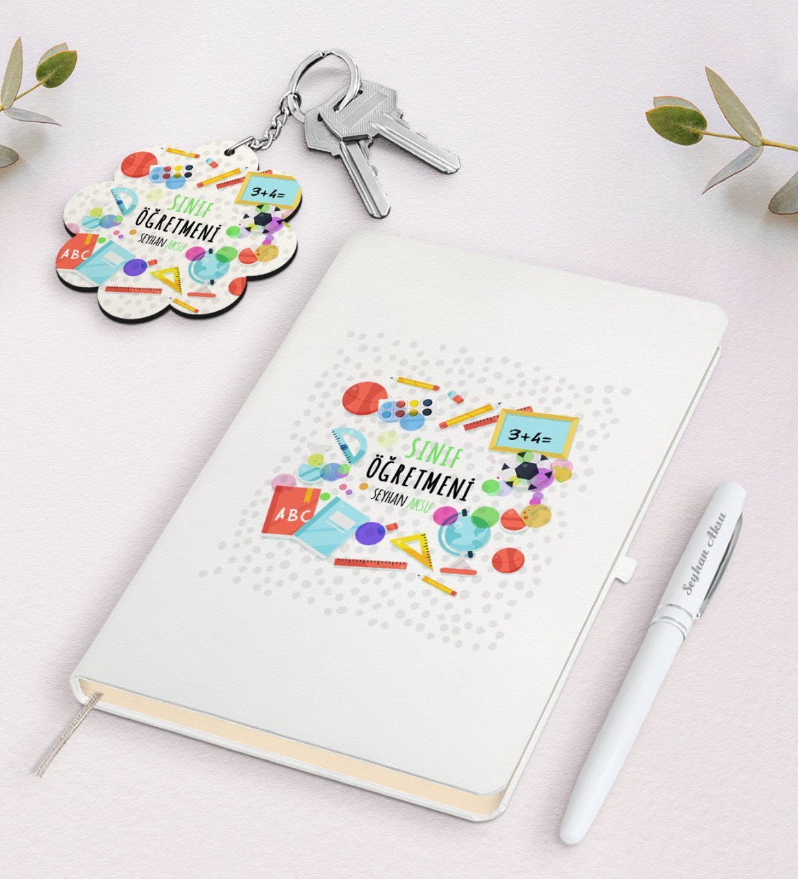 Kişiye Özel Sınıf Öğretmeni Beyaz Defter Kalem ve Anahtarlık Hediye Seti-10
