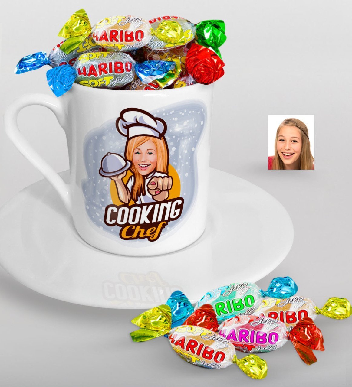 Kişiye Özel Bayan Chef Karikatürlü Türk Kahvesi Fincanı ve Haribo Şeker Hediye Seti-15