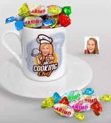 Kişiye Özel Bayan Chef Karikatürlü Türk Kahvesi Fincanı ve Haribo Şeker Hediye Seti-15
