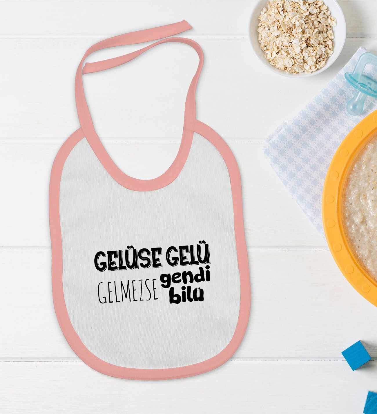 BK Kids Gelüse Gelü Tasarımlı Pembe Bebek Mama Önlüğü-1