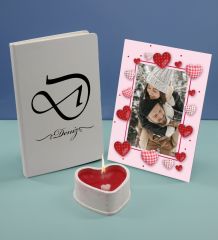 BK Gift Kişiye Özel İsimli Beyaz Defter Dekoratif Çerçeve ve Kalp Taş Obje Kokulu Mum Hediye Seti-2, Sevgiliye Hediye, Arkadaşa Hediye