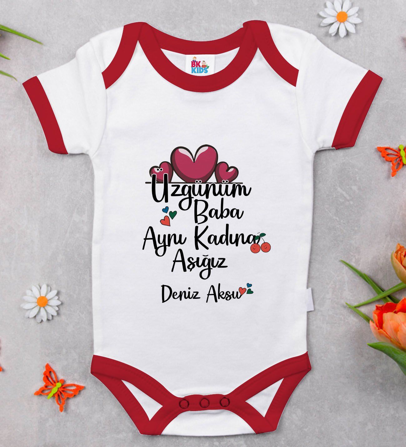 BK Kids Kişiye Özel Aynı Kadına Aşığız Tasarımlı Kırmızı Bebek Body Zıbın-2