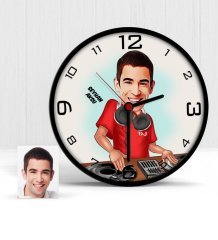 Kişiye Özel DJ Karikatür Ahşap Duvar Saati - 1