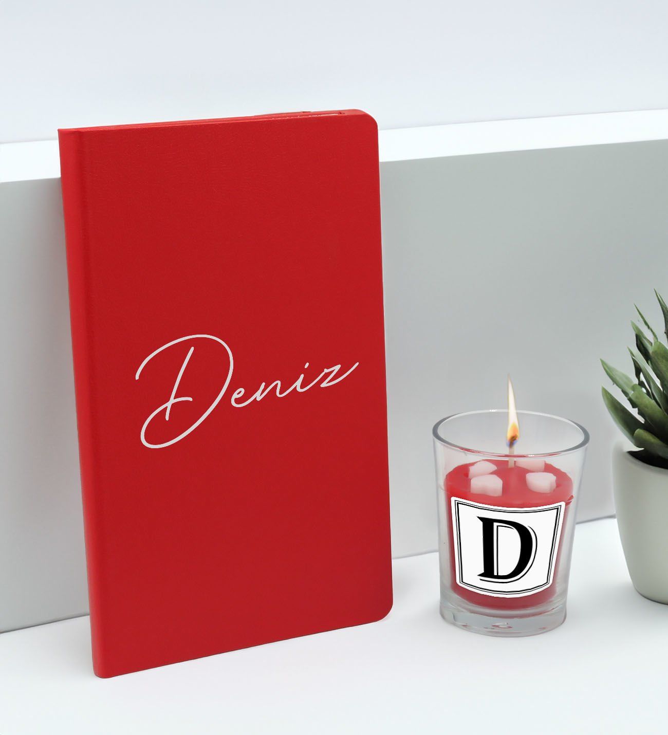 BK Gift Kişiye Özel İsimli Kırmızı Defter ve Cam Bardakta Kalp Figürlü Kokulu Mum Hediye Seti-2, Sevgiliye Hediye, Arkadaşa Hediye