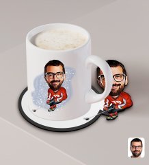 Kişiye Özel Hokeyci Karikatürlü Beyaz Kupa ve Ahşap Bardak Altlığı Hediye Seti-1