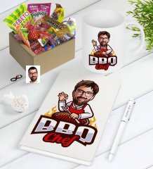 Kişiye Özel Bay Barbekü Chef Karikatürlü Nostaljik Lezzetler Defter Kalem Kupa Hediye Seti