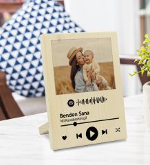 BK Gift Kişiye Özel Anne-Bebek Temalı Fotoğraflı Spotify Barkodlu Dekoratif Ahşap Çerçeve