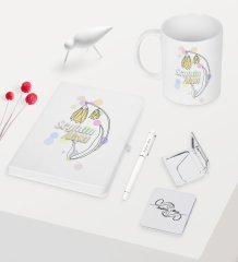Kadınlar Gününe Özel Beyaz Defter Kalem Kupa Ayna Seti - 13