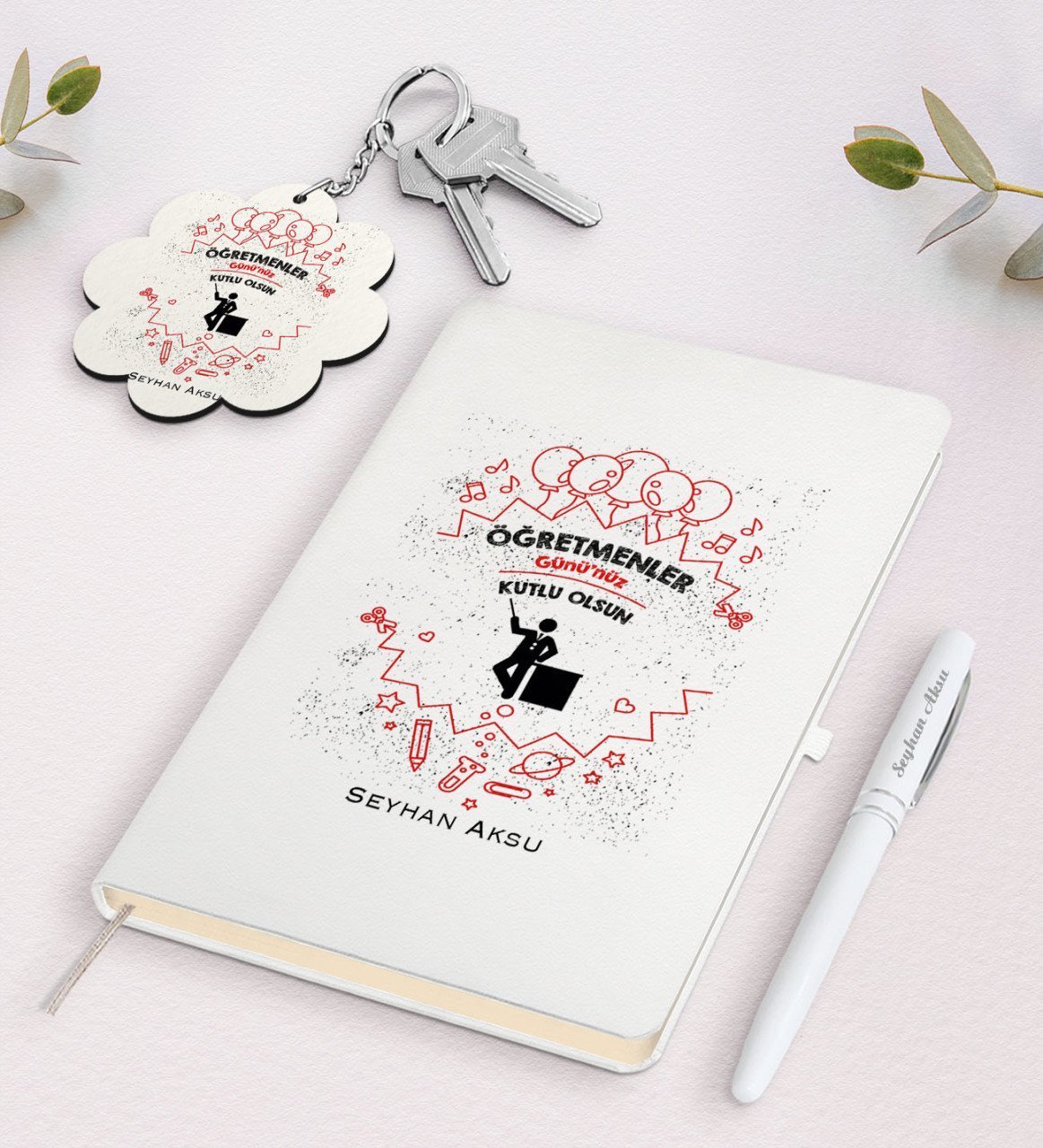 Kişiye Özel Öğretmenler Gününüz Kutlu Olsun Beyaz Defter Kalem ve Anahtarlık Hediye Seti-5