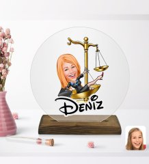 Kişiye Özel Kadın Avukat Karikatürlü Yuvarlak Ahşap Standlı Biblo-4