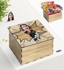 Kişiye Özel Ahşap Kutuda Bayan Muhasebeci Karikatürlü Nostaljik Lezzetler Hediye Seti
