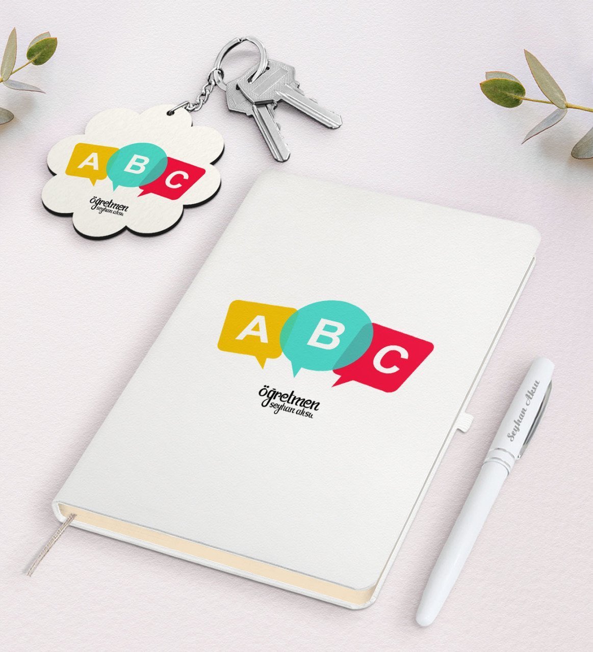 Kişiye Özel Öğretmen Beyaz Defter Kalem ve Anahtarlık Hediye Seti-4