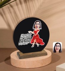 Kişiye Özel Kadın Nihayetinde Karikatürlü Yuvarlak Ahşap Biblo-1