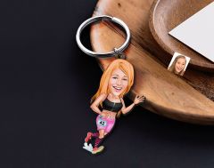 BK Gift Kişiye Özel Kadın Koşucu Karikatürlü Ahşap Anahtarlık-2 Sevgiliye Hediye, Arkadaşa Hediye, Doğum Günü Hediyesi