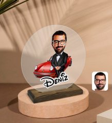 Kişiye Özel Erkek Patron Karikatürlü Yuvarlak Ahşap Standlı Biblo-1