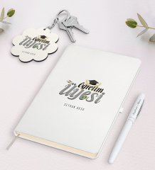 Kişiye Özel Öğretim Üyesi Beyaz Defter Kalem ve Anahtarlık Hediye Seti-2