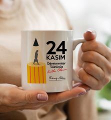 BK Gift Kişiye Özel Öğretmenler Günü Tasarımlı Beyaz Kupa Yastık ve İsimli Papatya Kolye Hediye Seti- 18, Öğretmene Hediye, Öğretmenler Günü