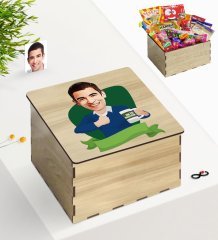 Kişiye Özel Ahşap Kutuda Bay En İyi Öğretmen Karikatürlü Nostaljik Lezzetler Hediye Seti