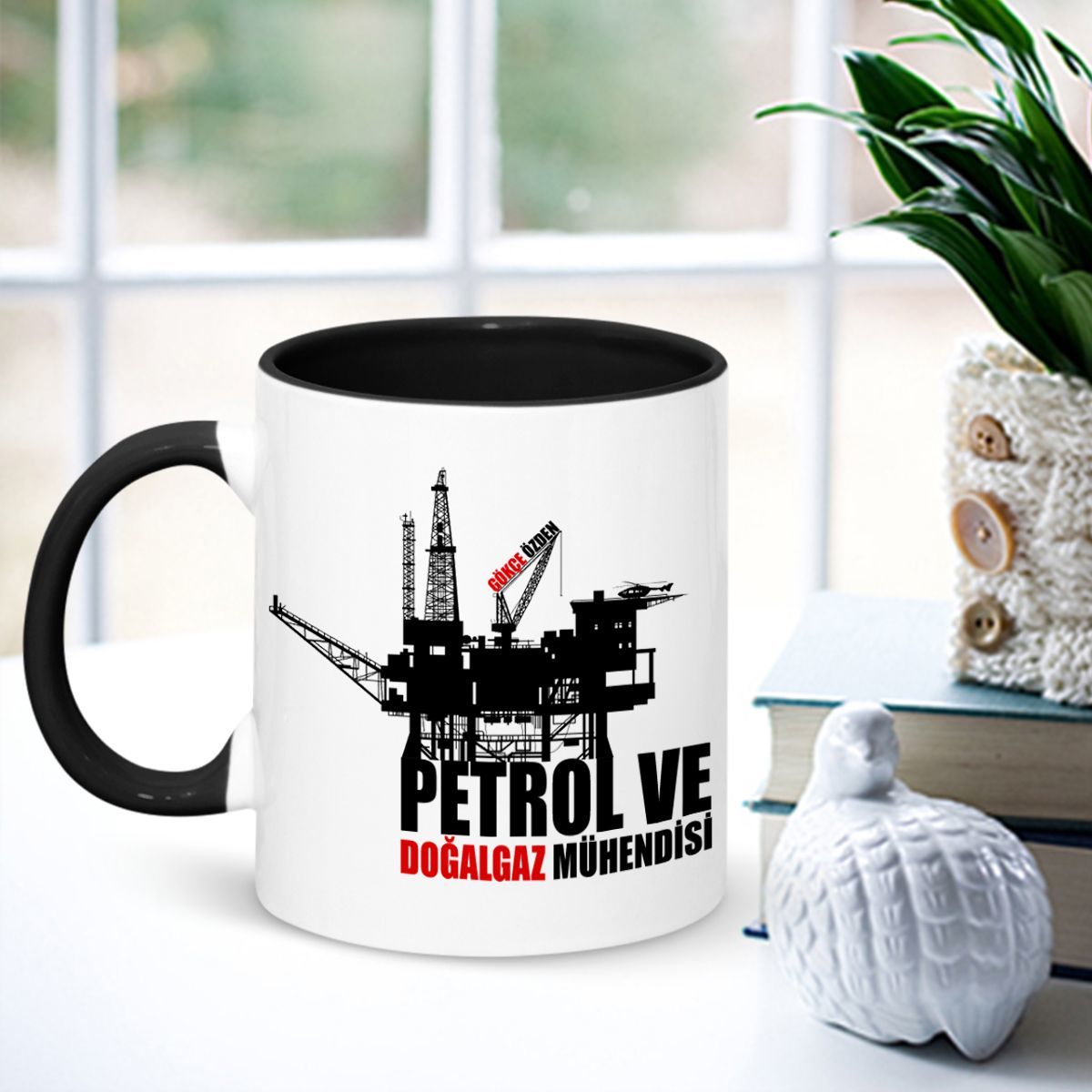 Kişiye Özel Mesleki Petrol ve Doğalgaz Mühendisi Siyah Kupa Bardak