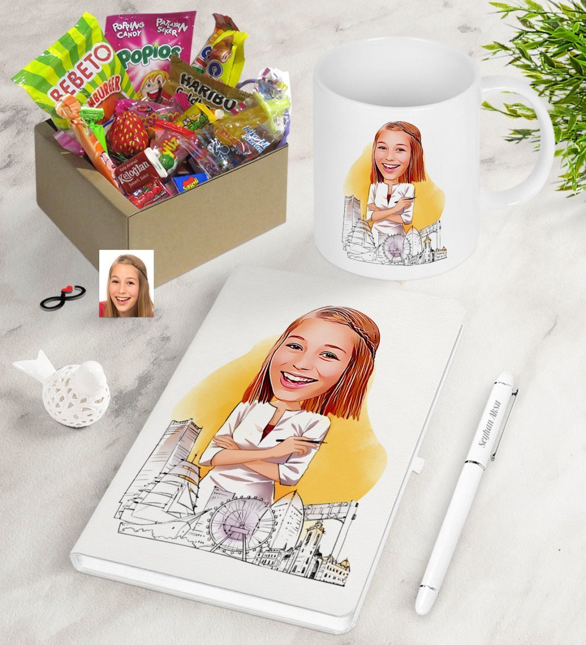 Kişiye Özel Bayan Mimar Karikatürlü Nostaljik Lezzetler Defter Kalem Kupa Hediye Seti