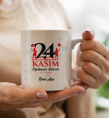 BK Gift Kişiye Özel Öğretmenler Günü Tasarımlı Beyaz Kupa Yastık ve İsimli Papatya Kolye Hediye Seti- 11, Öğretmene Hediye, Öğretmenler Günü