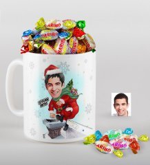Kişiye Özel Erkek Yeni Yıl Karikatürlü Beyaz Kupa ve Haribo Şeker Hediye Seti-2