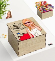Kişiye Özel Ahşap Kutuda Bayan Kolay Yetişmiyor Karikatürlü Nostaljik Lezzetler Hediye Seti-4