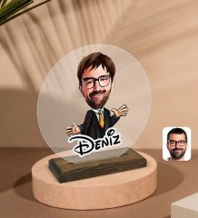 Kişiye Özel Erkek Avukat Karikatürlü Yuvarlak Ahşap Standlı Biblo-3