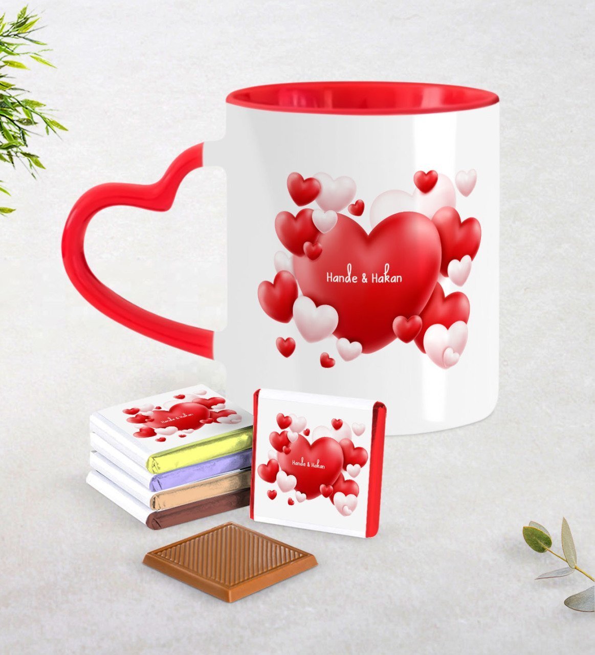 Kişiye Özel Sevgililer Günü Kırmızı Kalpli Kupa ve Çikolata Seti-41