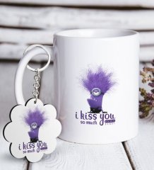 Kişiye Özel I Kiss You Beyaz Kupa ve Anahtarlık Hediye Seti
