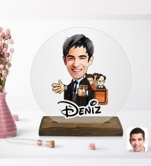 Kişiye Özel Erkek Avukat Karikatürlü Yuvarlak Ahşap Standlı Biblo-2