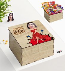 Kişiye Özel Ahşap Kutuda Bayan Kolay Yetişmiyor Karikatürlü Nostaljik Lezzetler Hediye Seti-1